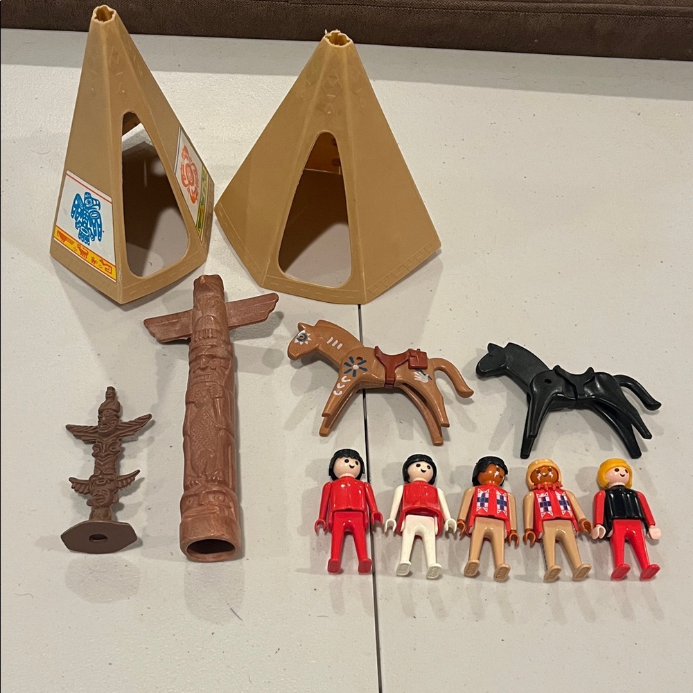 Playmobil Native American collection (partial)